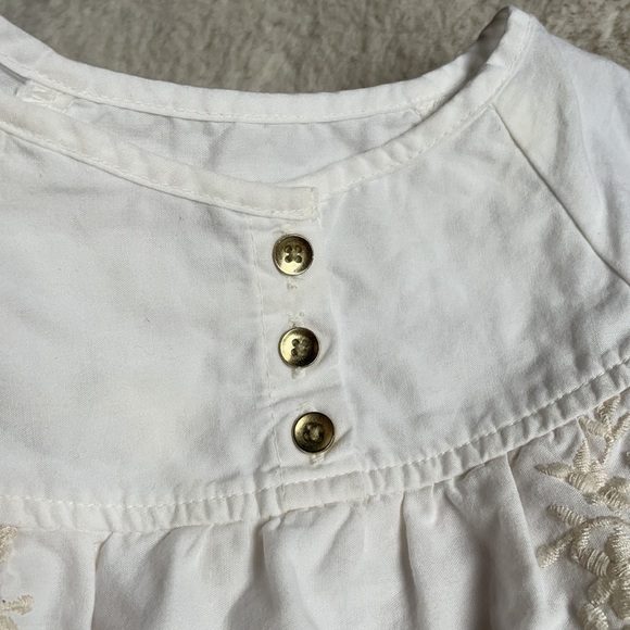 Oshkosh | White Embroidered Puff Sleeve Blouse | 18 Months - Picture 7 of 14